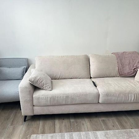 Maisonnette Avec Terrasse Avec Spa Privatif Lutterbach Exteriör bild